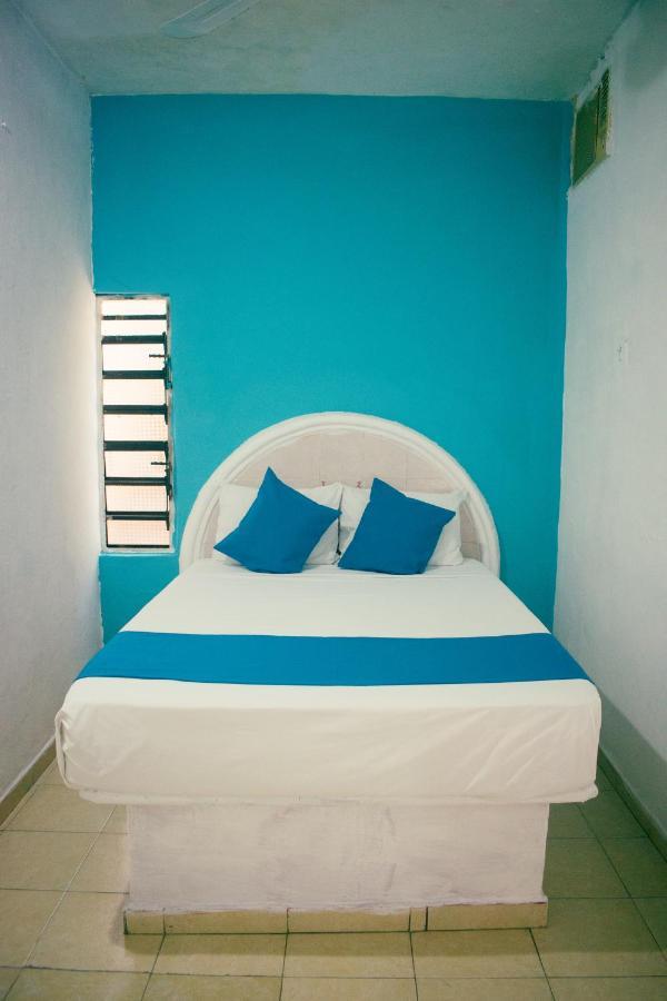 Hotel Posada Aurora เมริดา ภายนอก รูปภาพ