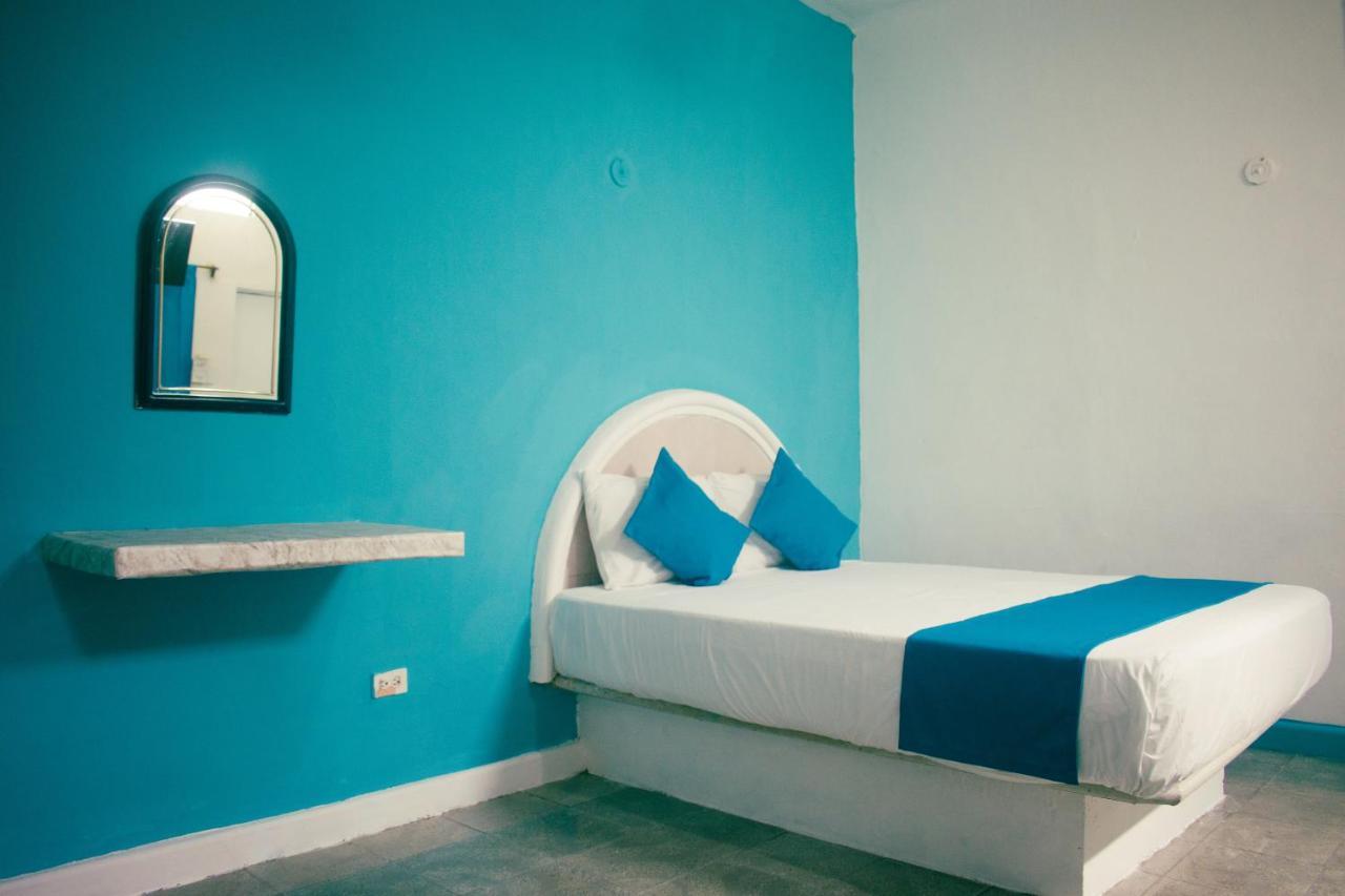 Hotel Posada Aurora เมริดา ภายนอก รูปภาพ