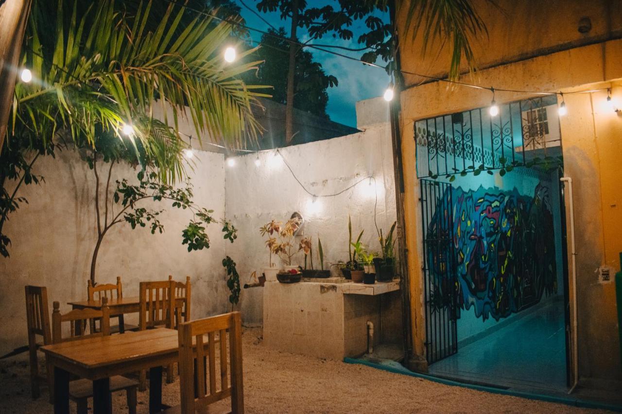 Hotel Posada Aurora เมริดา ภายนอก รูปภาพ