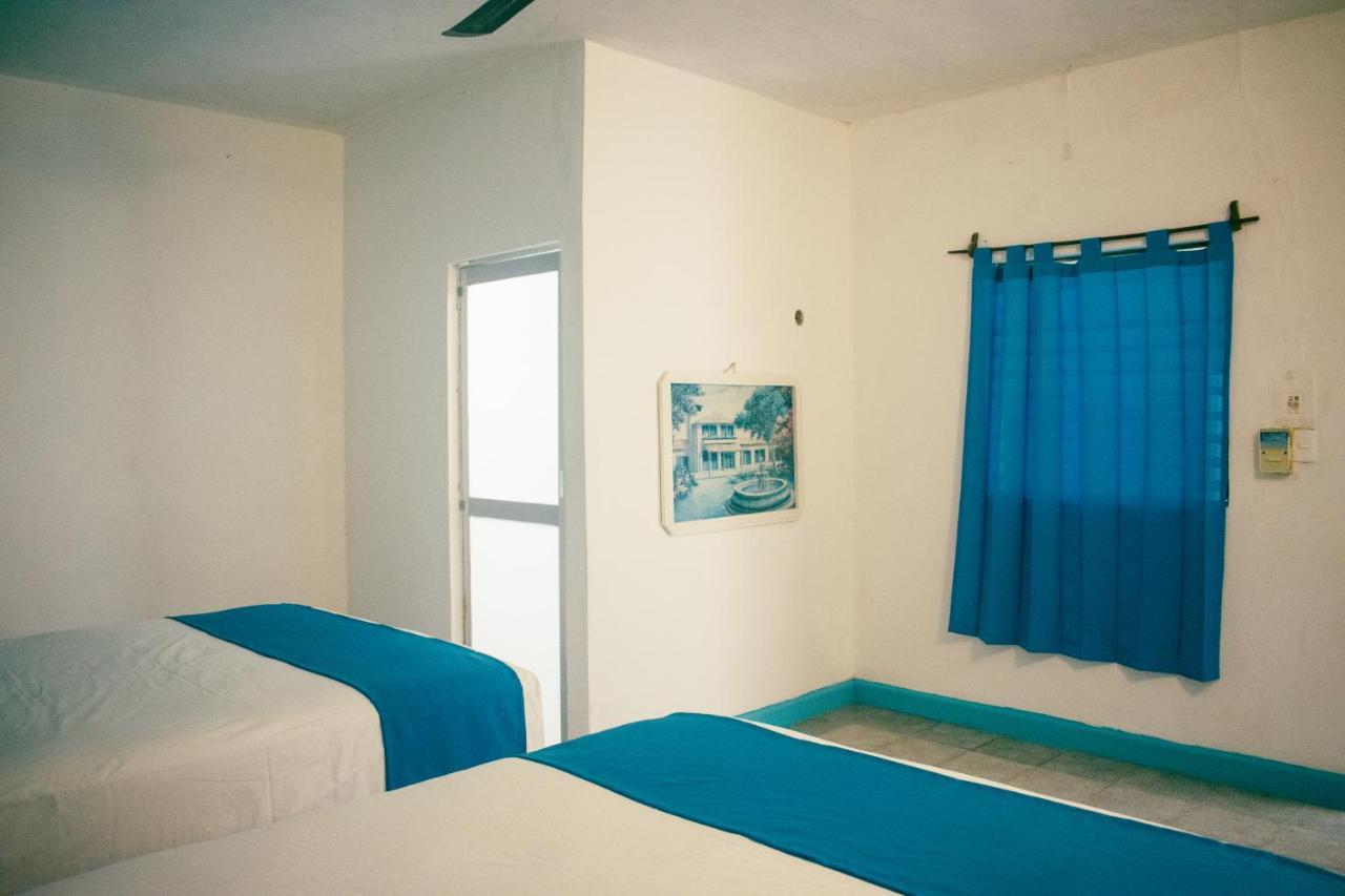 Hotel Posada Aurora เมริดา ภายนอก รูปภาพ