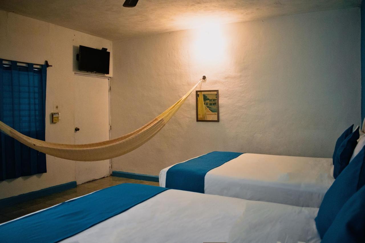 Hotel Posada Aurora เมริดา ภายนอก รูปภาพ
