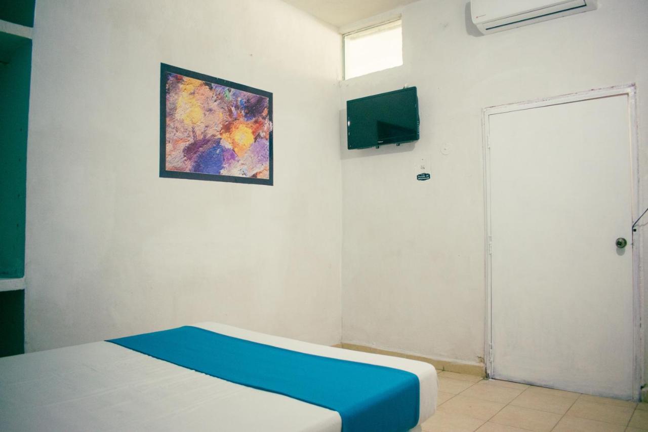 Hotel Posada Aurora เมริดา ภายนอก รูปภาพ